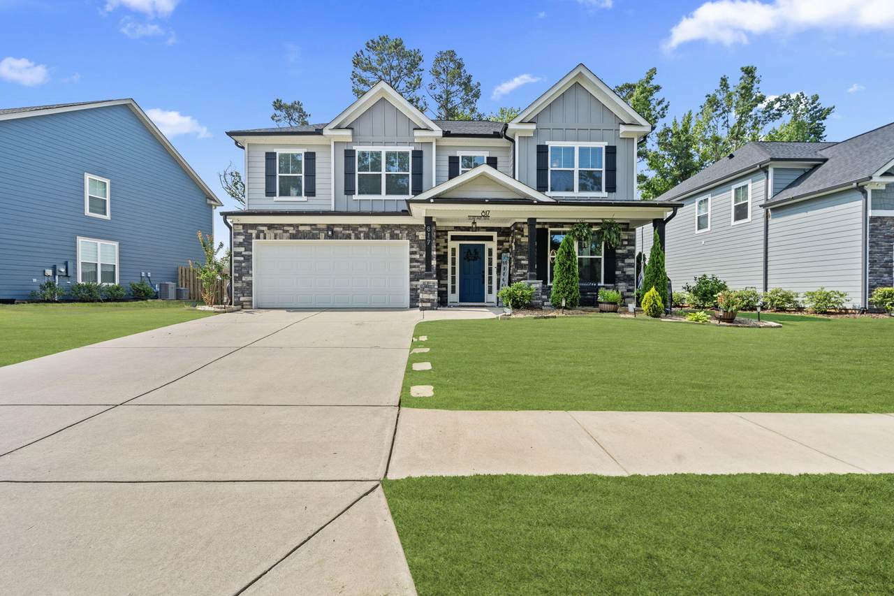 817 Lillian Park Drive - Photo 1