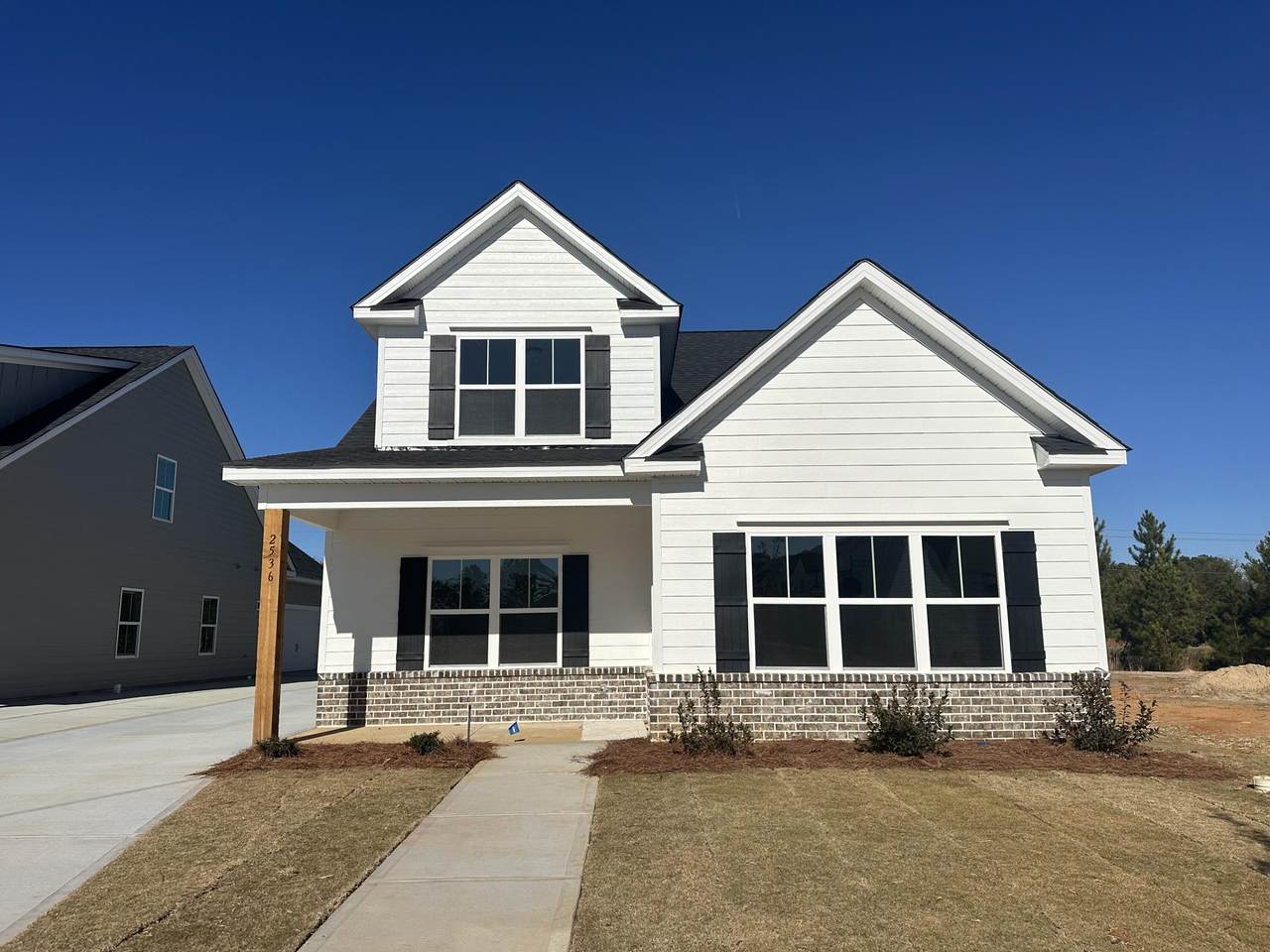 2536 Laurens Street - Photo 1