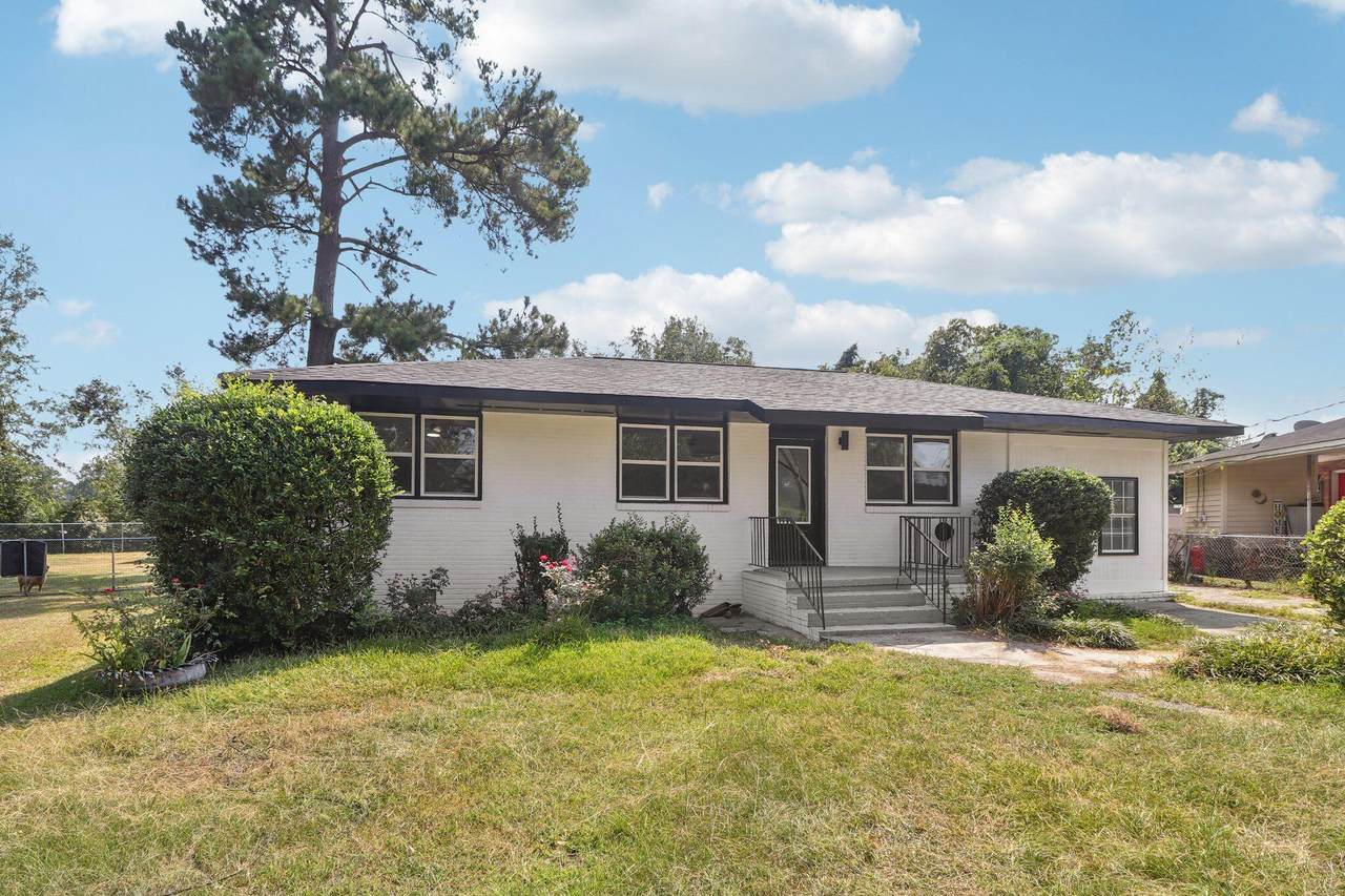 1720 Cornell Drive - Photo 1