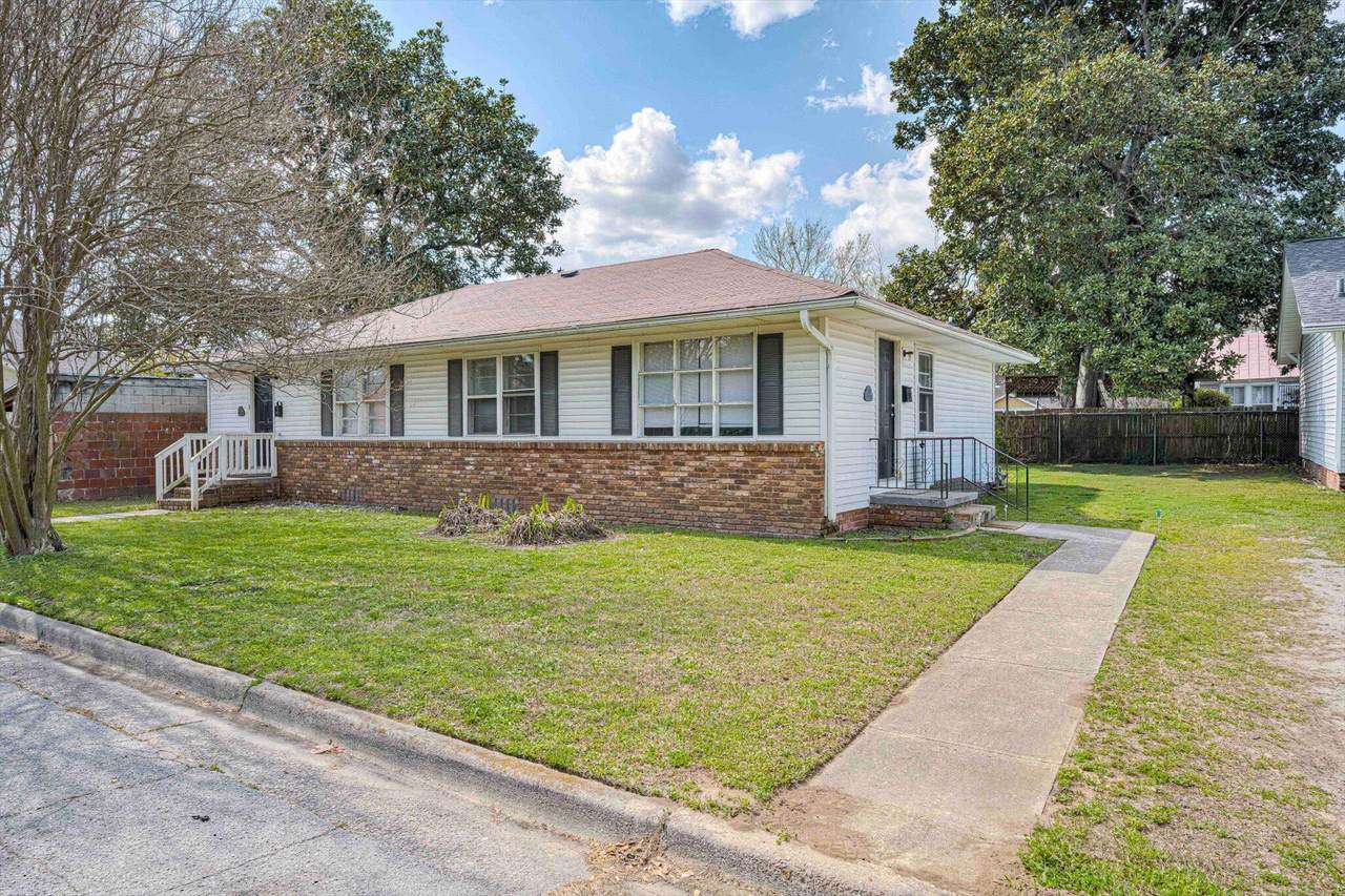305 1st Street - Photo 1