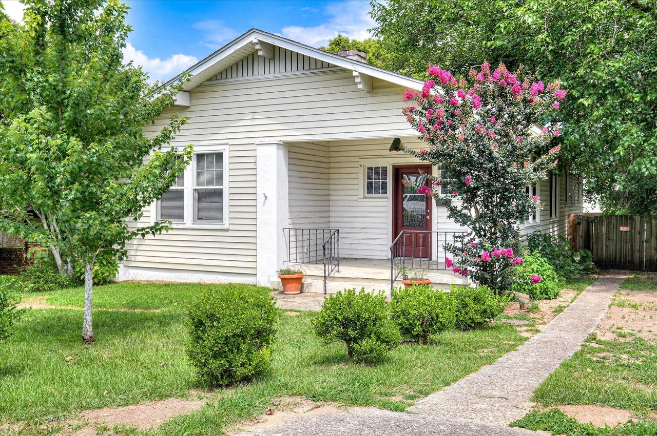 844 Heard Avenue - Photo 1