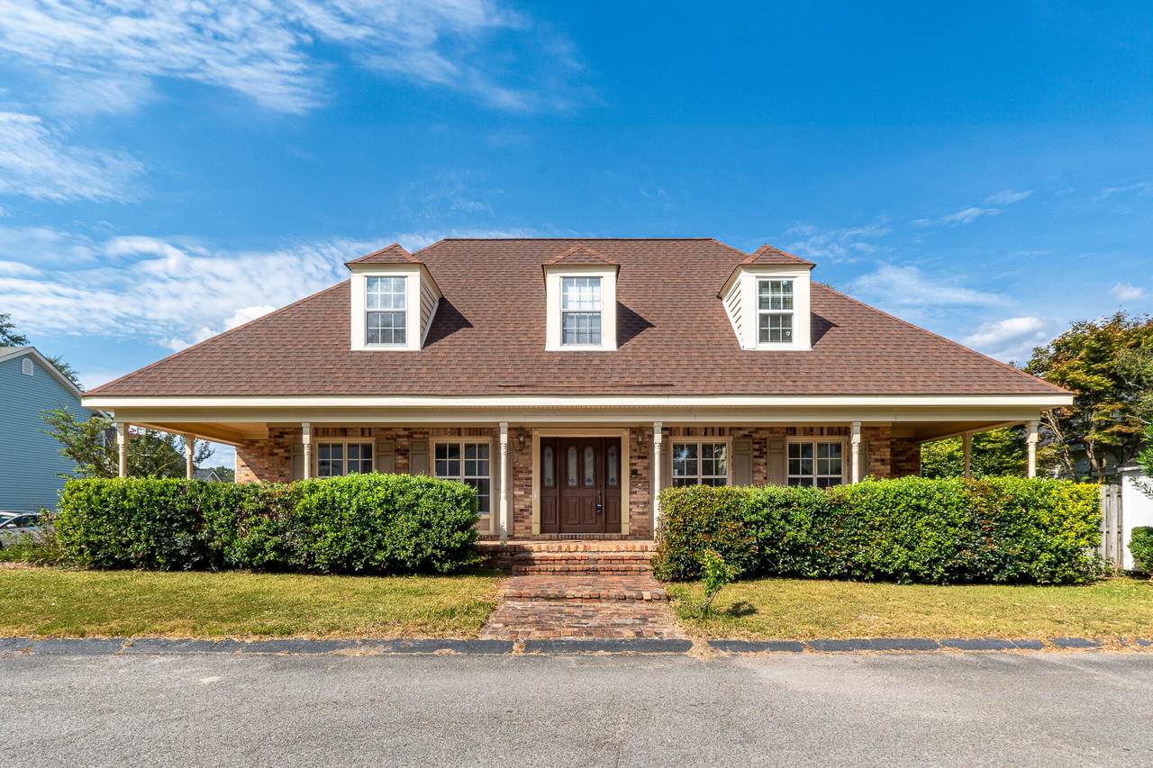 15 Mulberry Lane - Photo 1