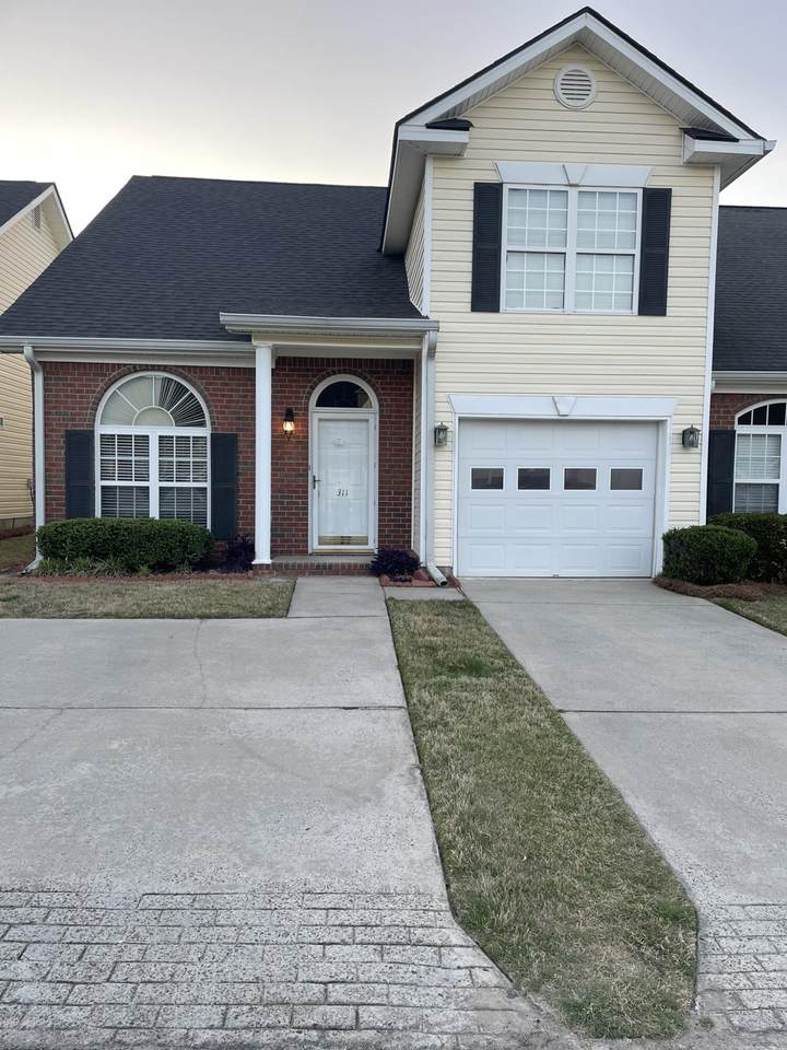 311 Hogan Way - Photo 1