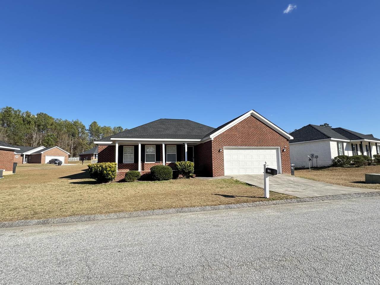 1725 Tamarind Way - Photo 1