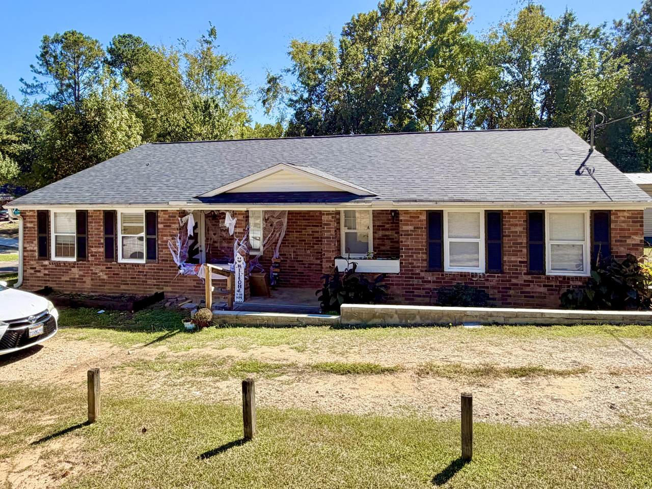 144 Stoneybrooks Place - Photo 1