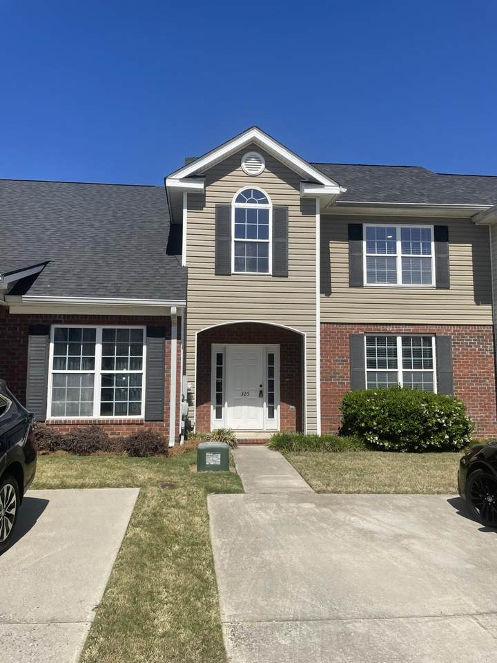 325 Hogan Way - Photo 1