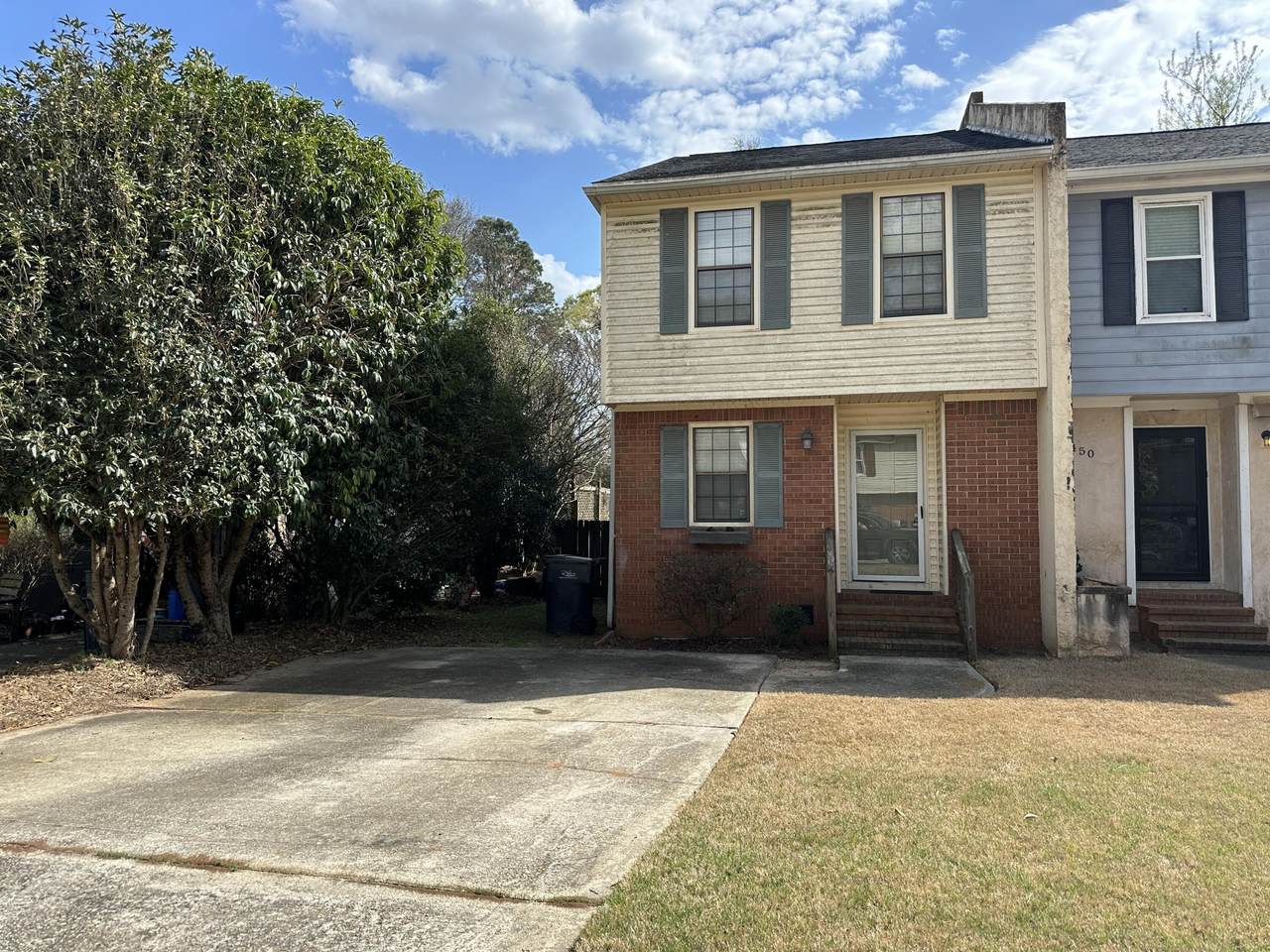 2448 Riverlook Drive - Photo 1