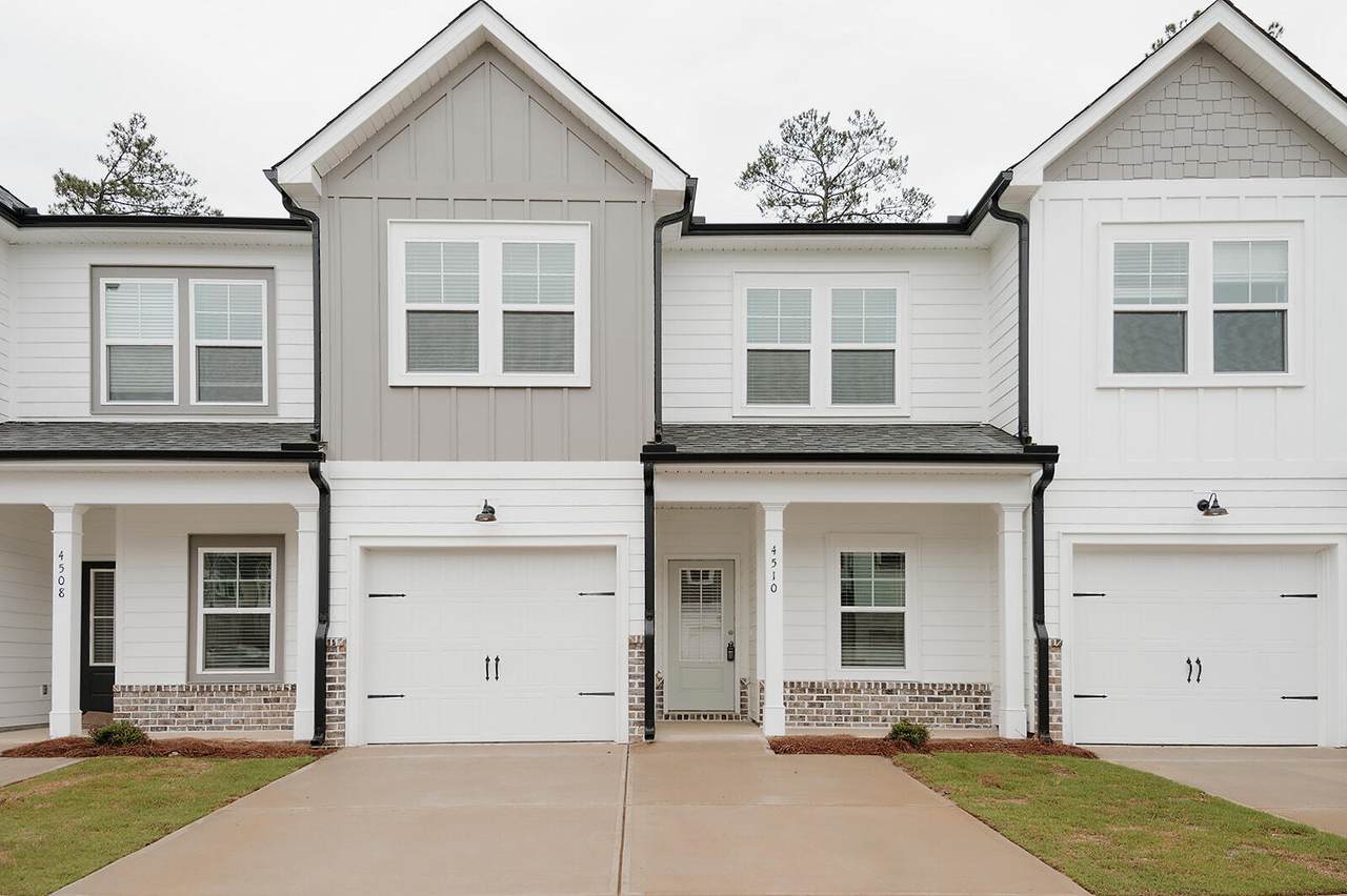 4512 Chestnut Trail - Photo 1