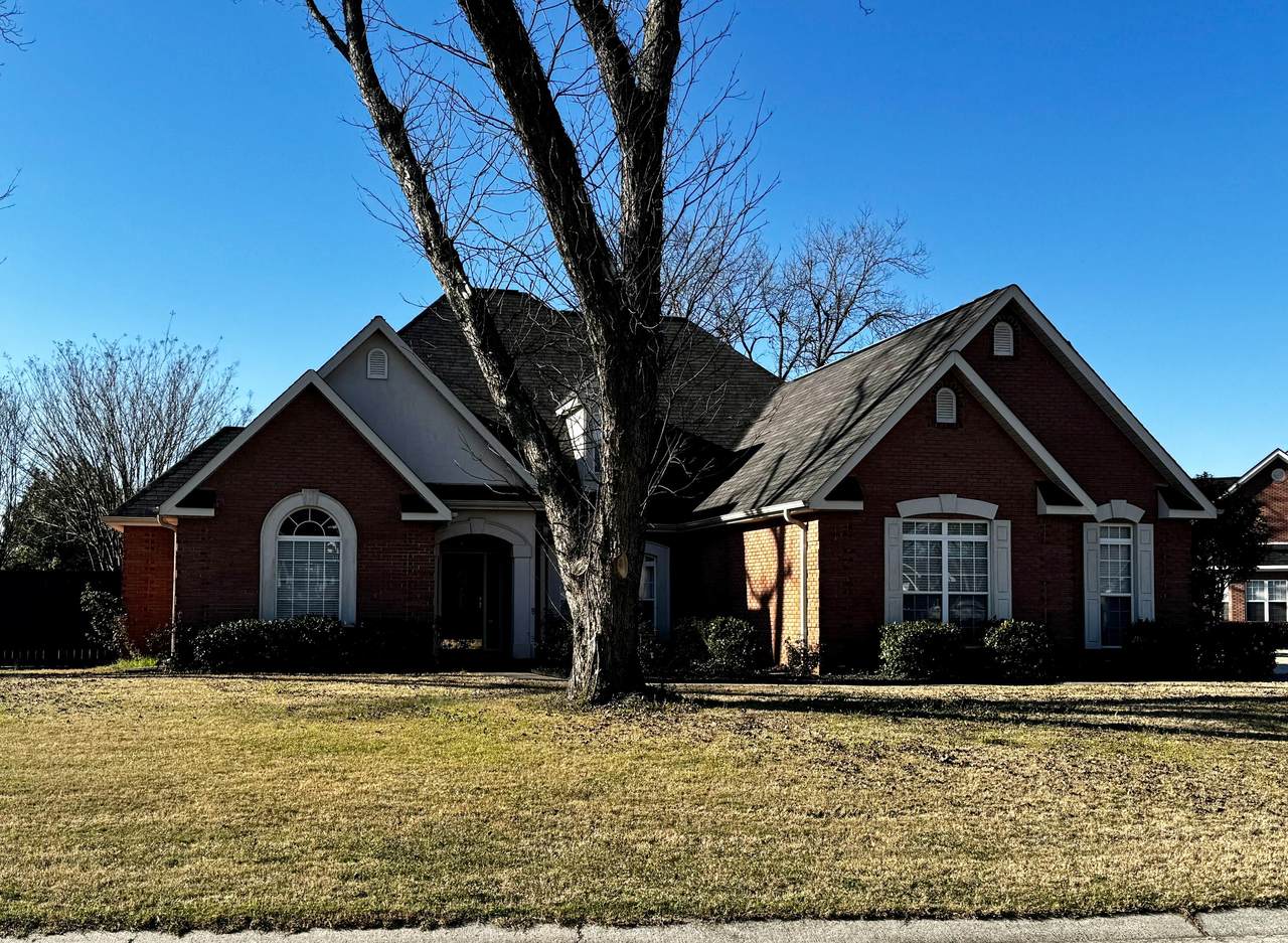 122 Wavertree Drive - Photo 1