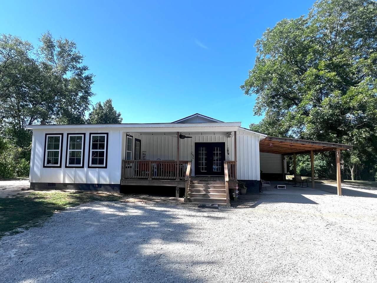 2786 Tudor Road - Photo 1