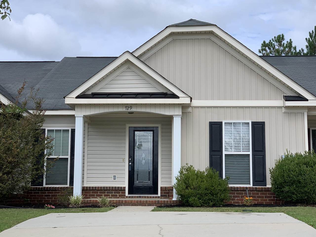 729 Whispering Willow Way - Photo 1