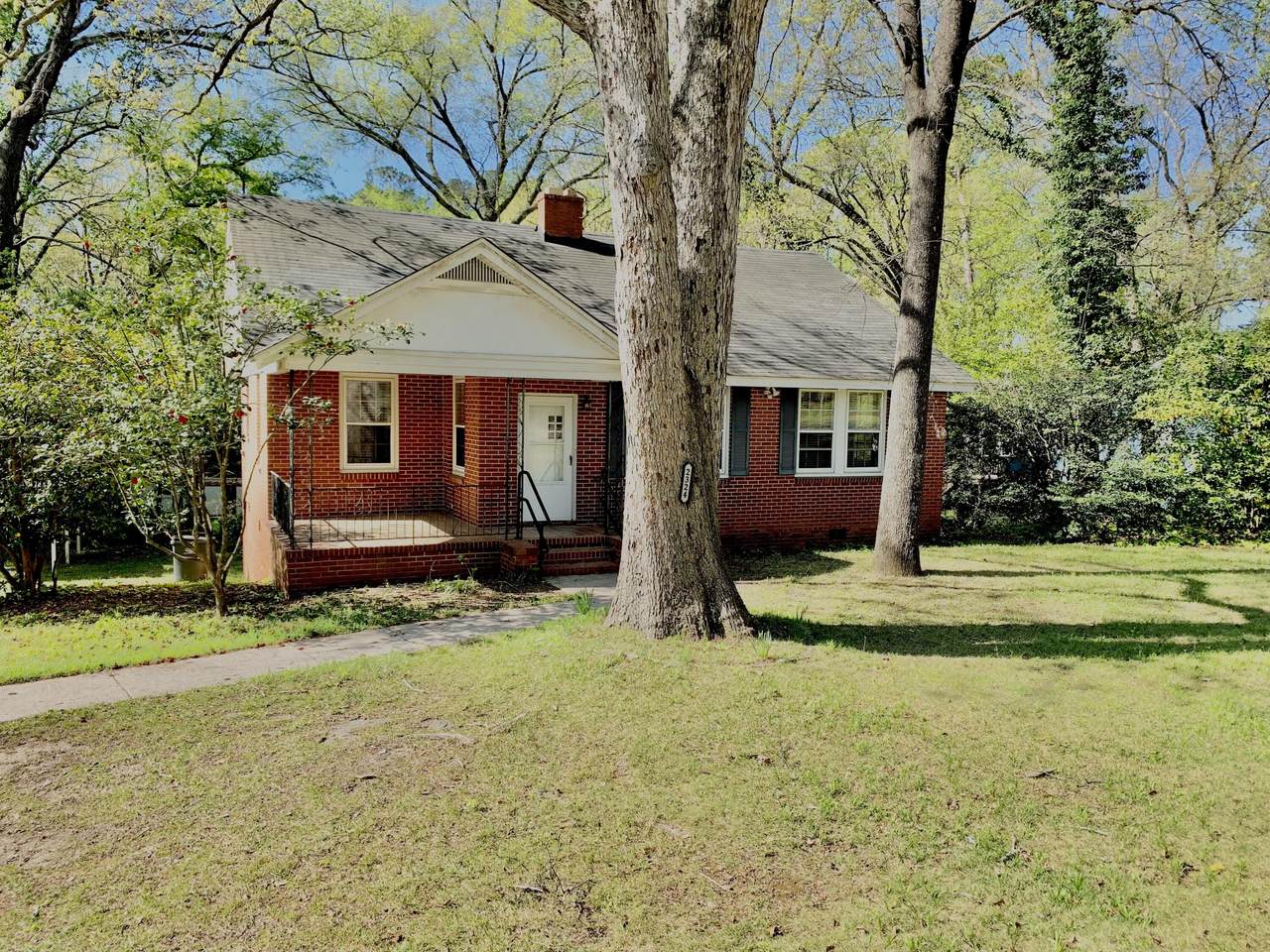 2324 Woodbine Road Road - Photo 1