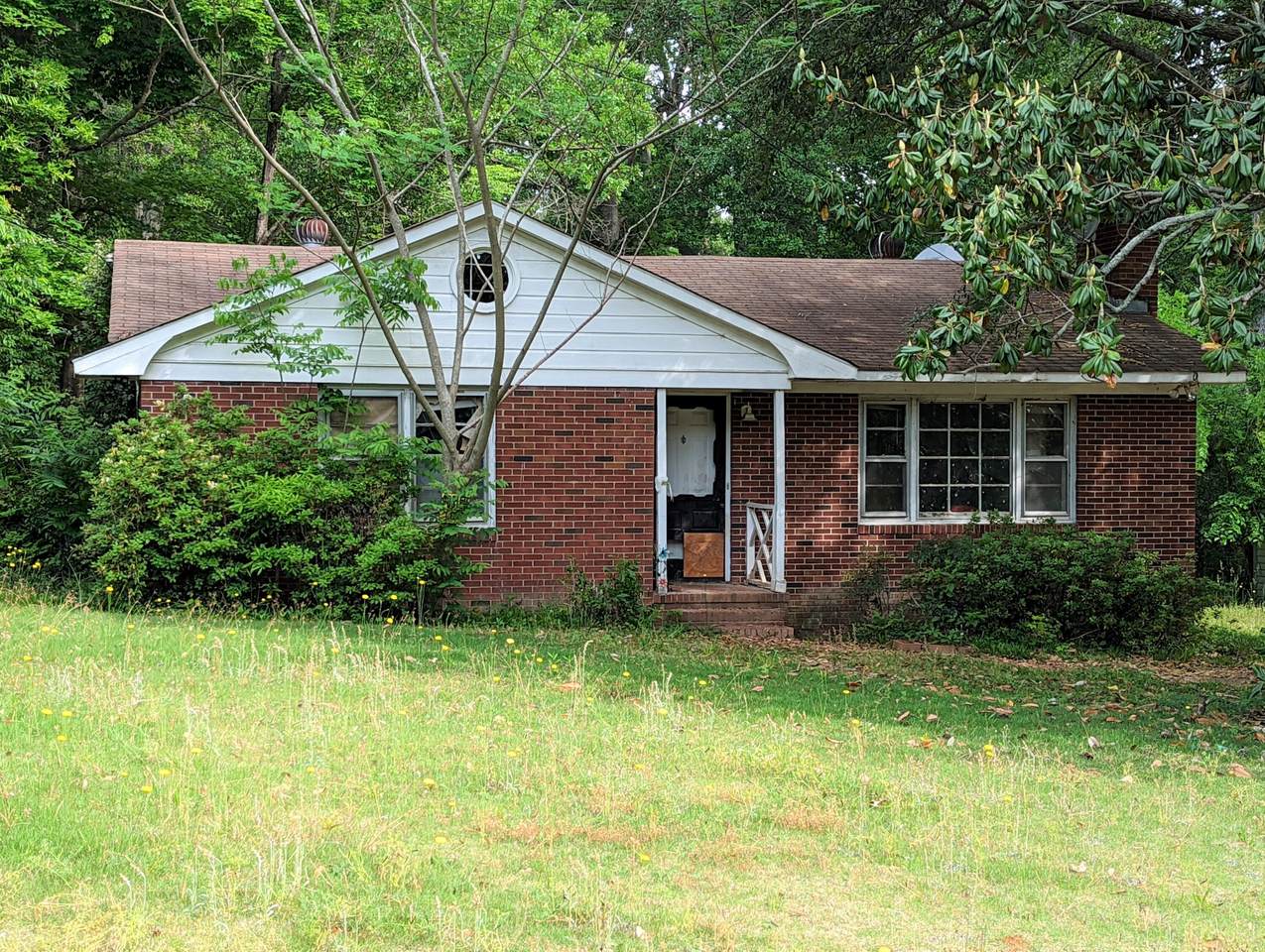 715 Maffett Street - Photo 1