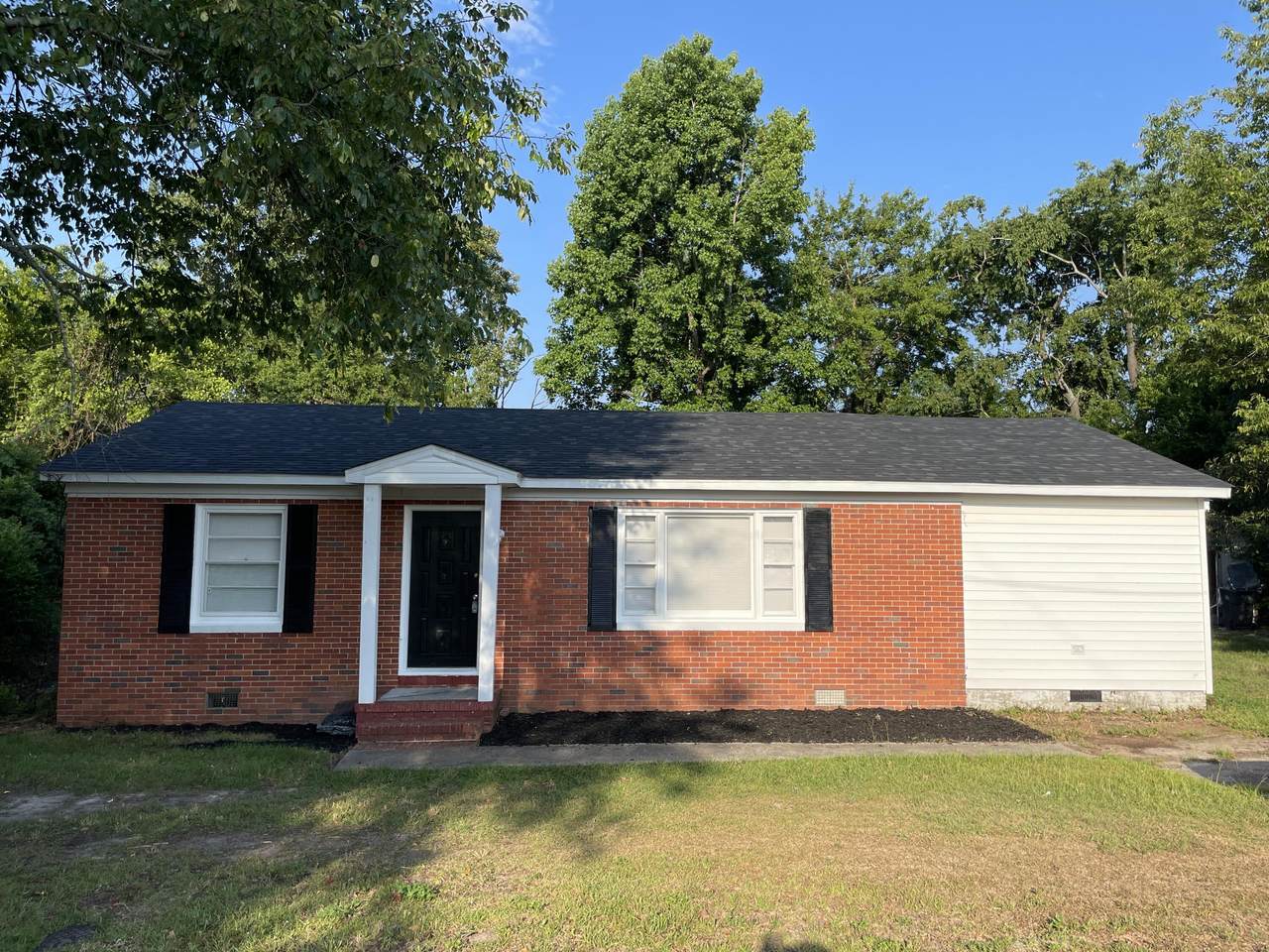 2036 Dunham Circle - Photo 1