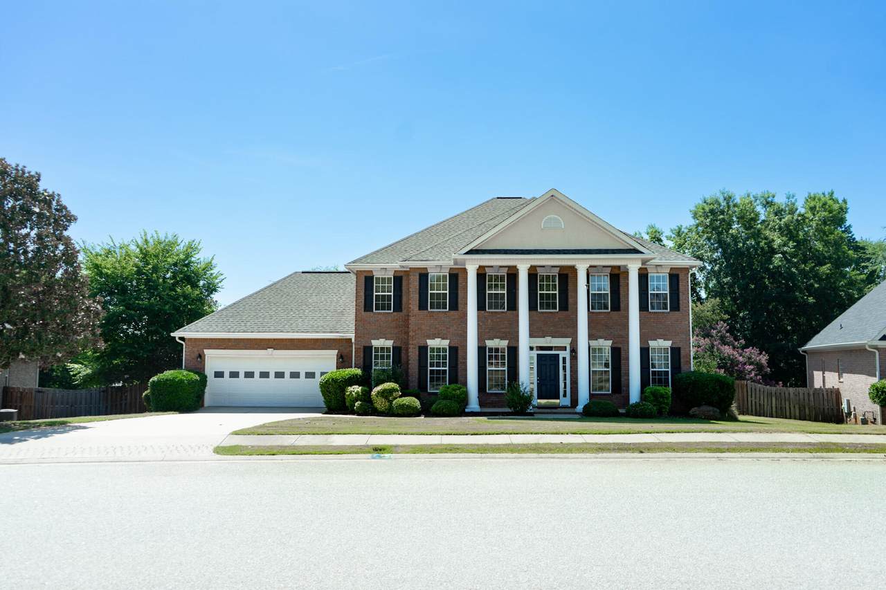724 Avrett Circle Circle - Photo 1