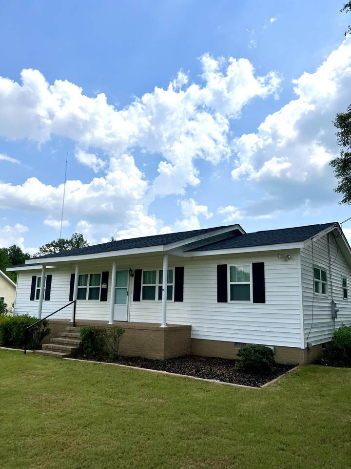 109 Camellia Drive - Photo 1