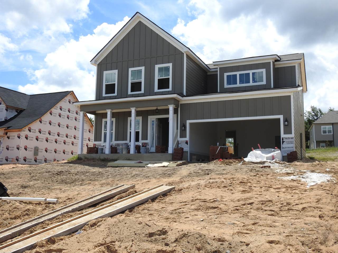 543 Broadsword Way Way - Photo 1
