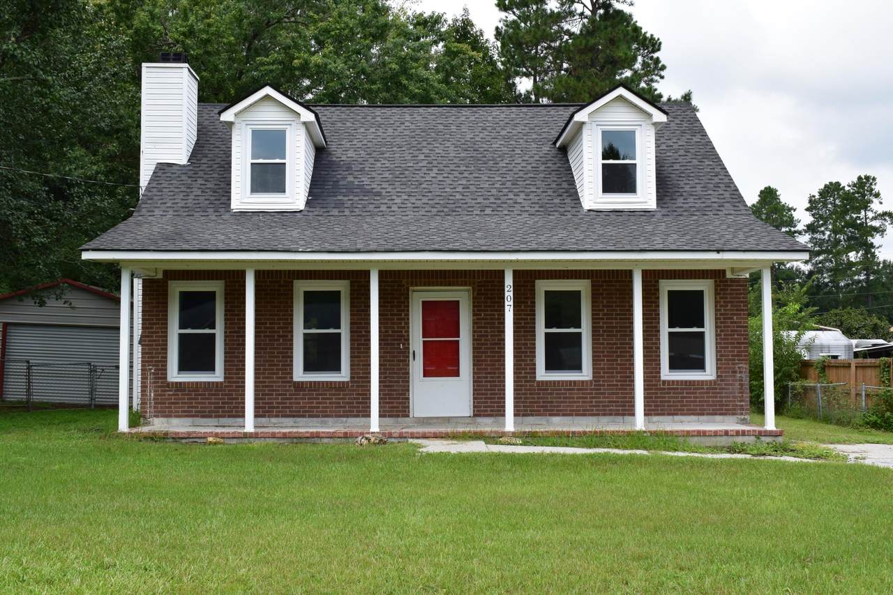 207 Dogwood Drive - Photo 1