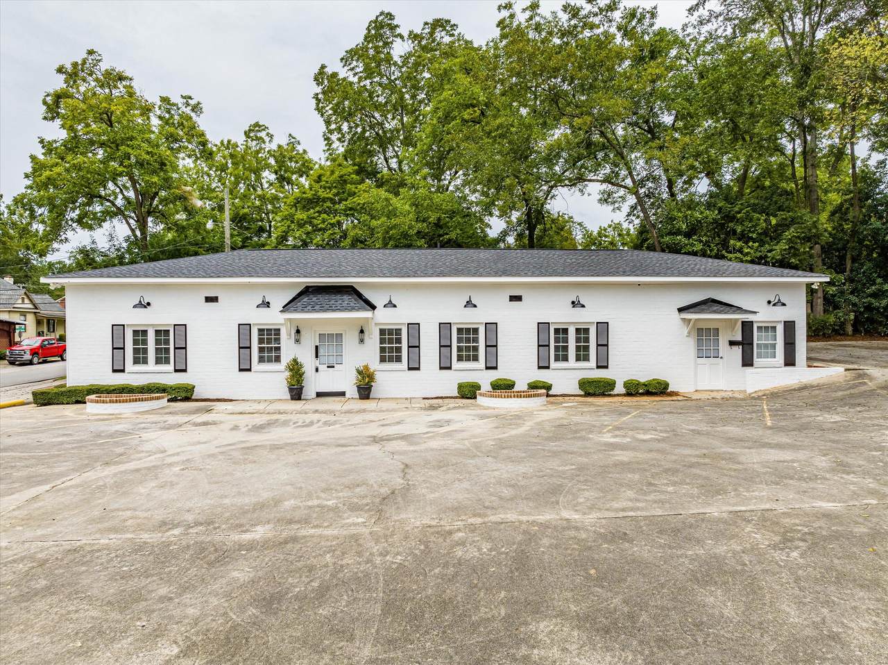 309 Spring Street - Photo 1