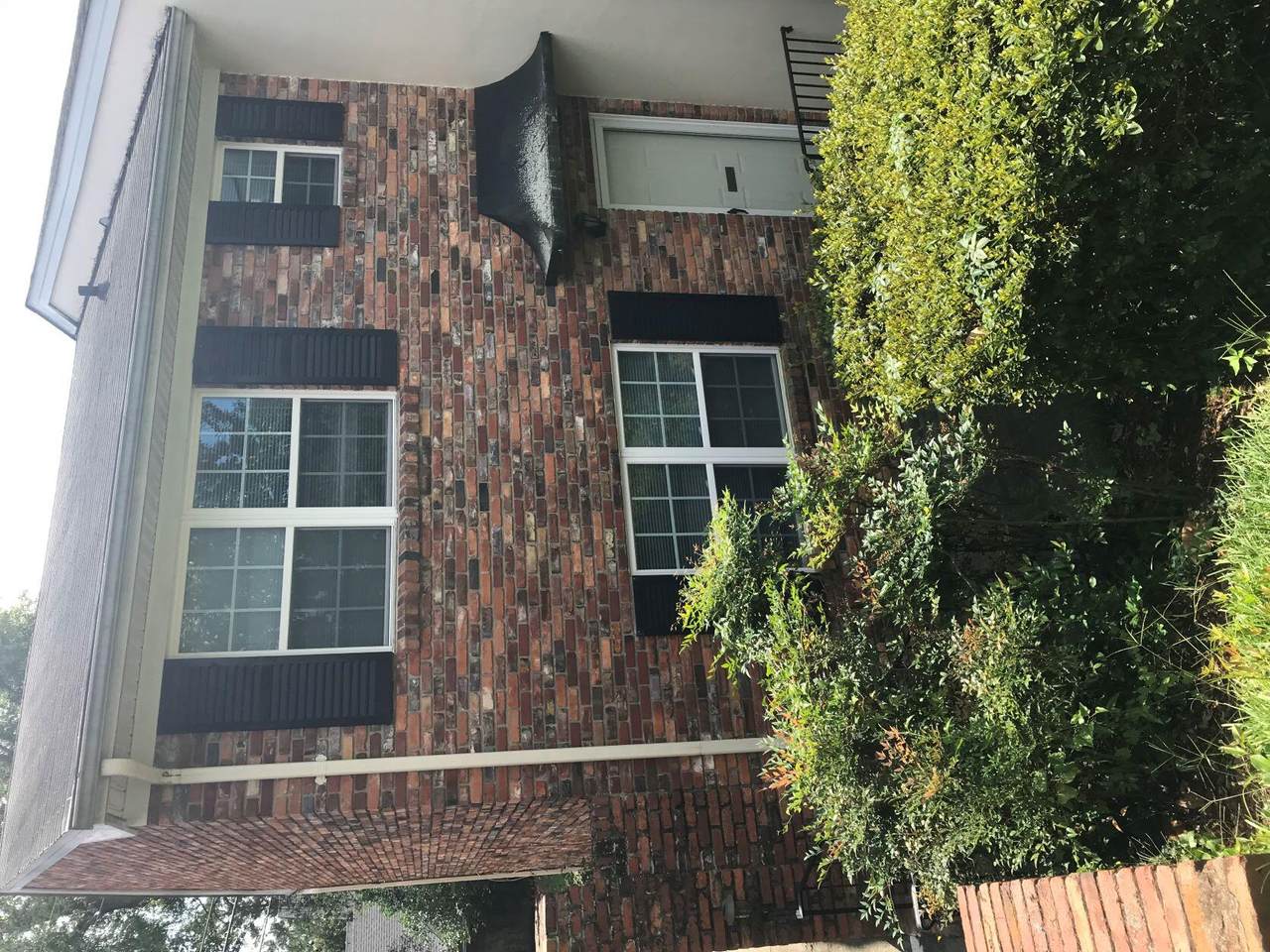 2846 Walton Way - Photo 1