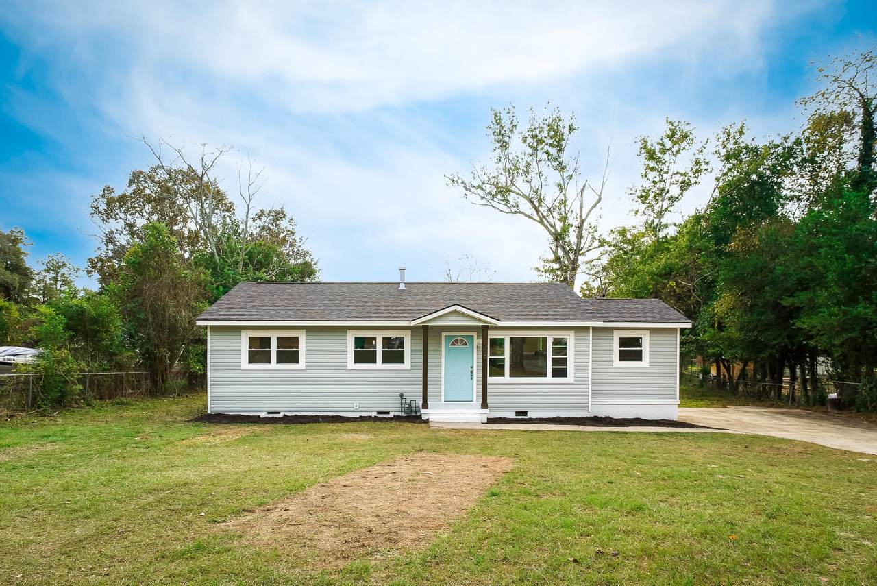 506 4TH Street - Photo 1
