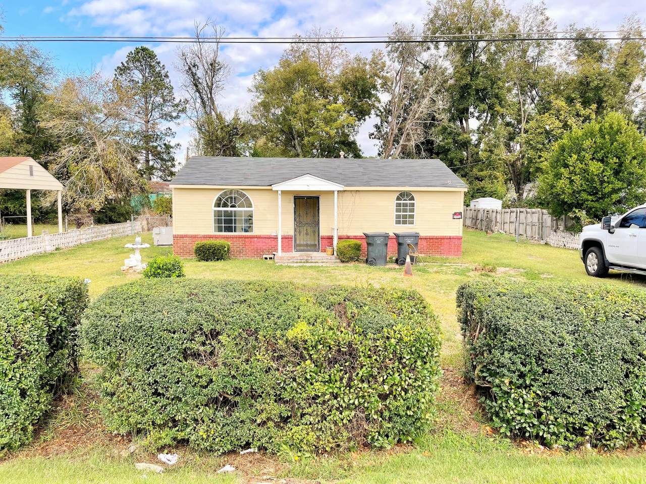 526 Laney Walker Boulevard - Photo 1
