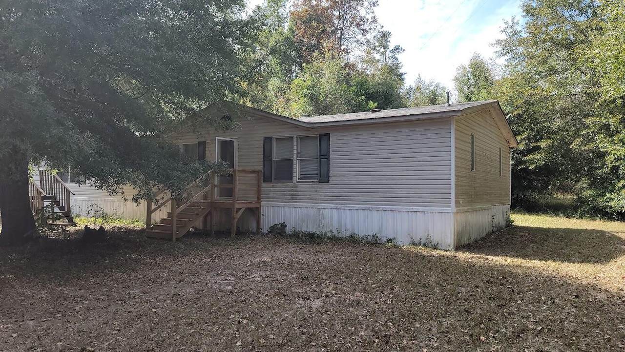 163 Douglas Drive - Photo 1