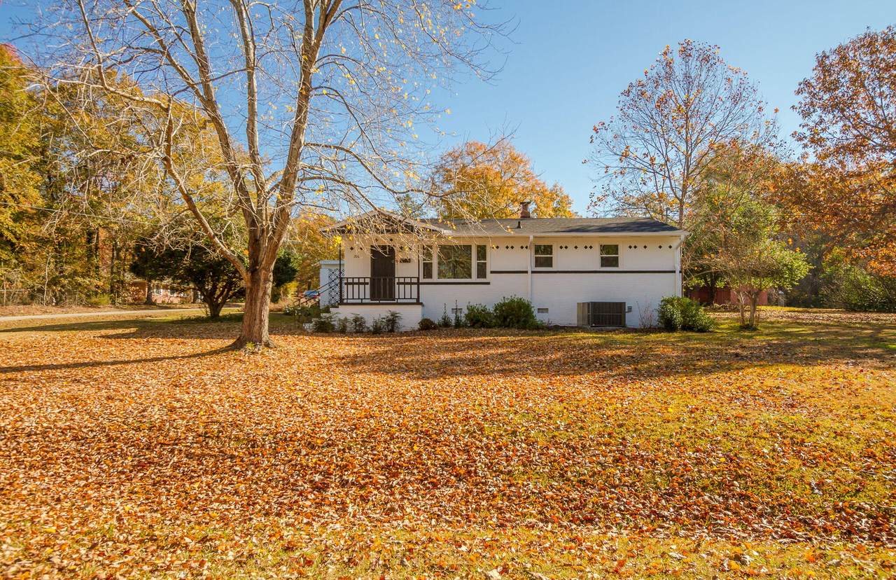 200 Pinedale Drive - Photo 1