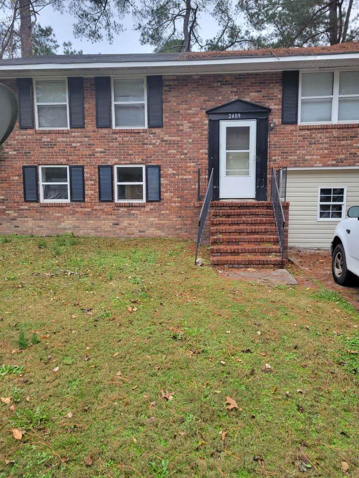 2409 South Gate Drive - Photo 1