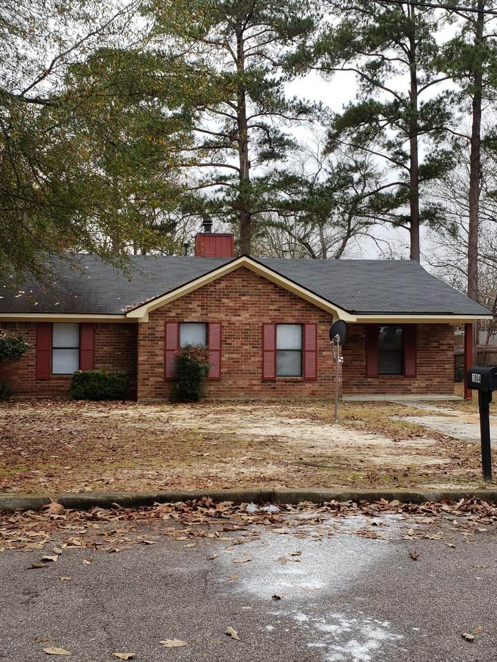 1904 Engle Rd - Photo 1