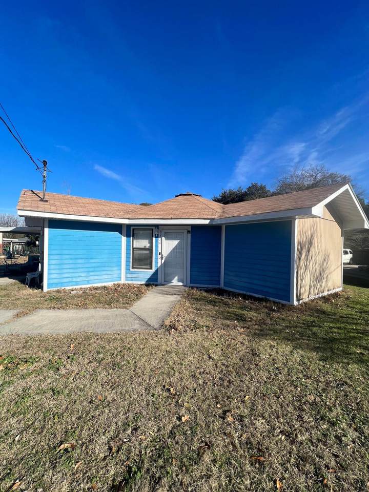 3426 Seneca Avenue - Photo 1
