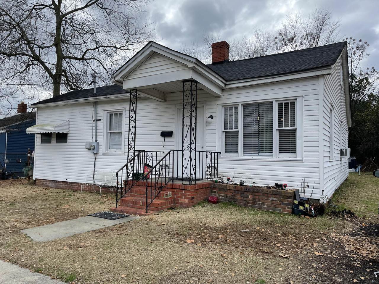1024 8TH Avenue - Photo 1