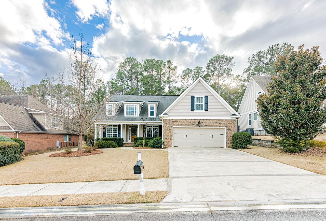 421 Armstrong Way - Photo 1