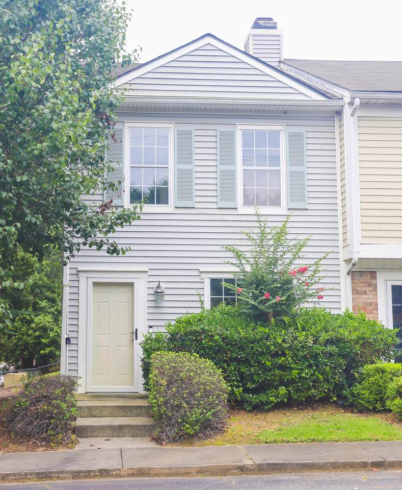 2012 Briar Court - Photo 1