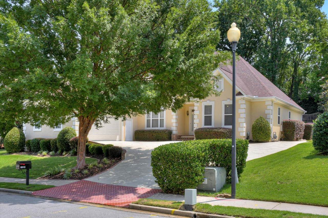 5015 Congressional Drive - Photo 1