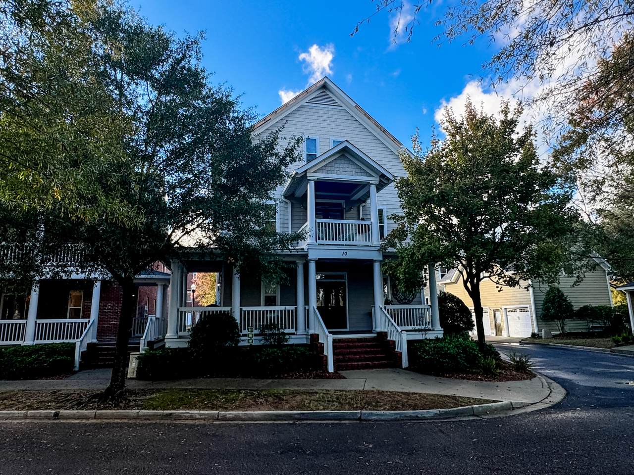 351 Landing Drive - Photo 1