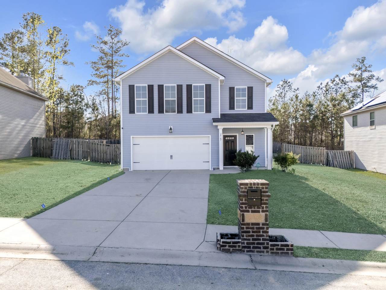 2767 Huntcliffe Drive - Photo 1