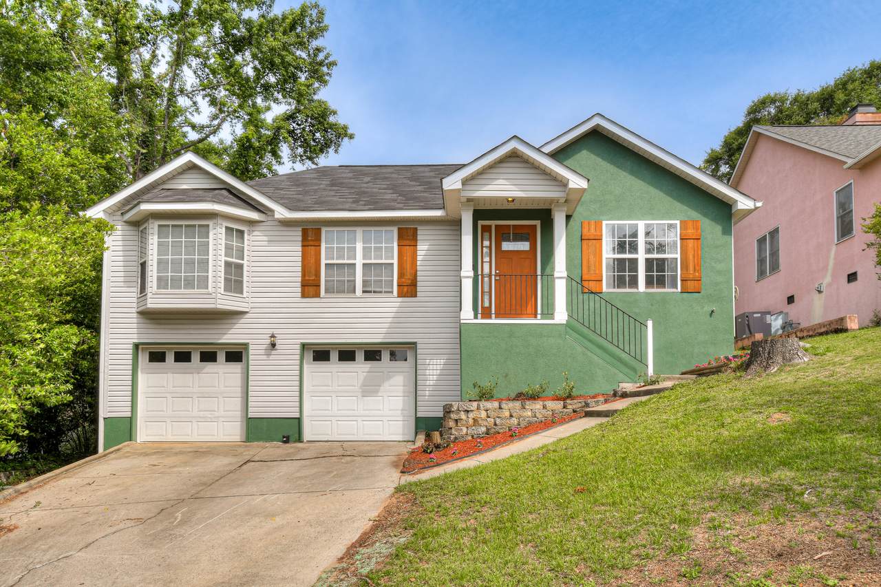 56 Woodlawn Lane - Photo 1