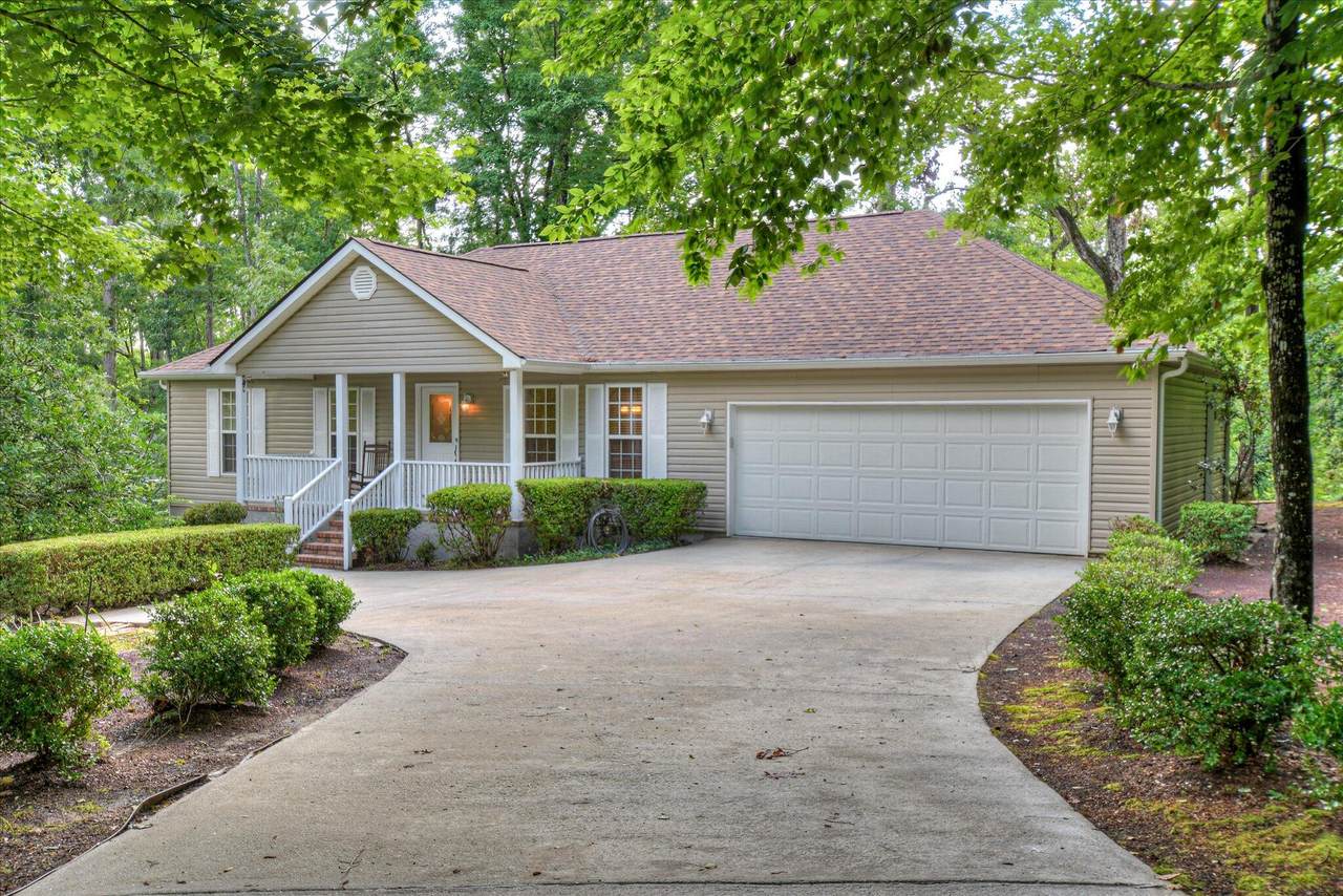 160 Crescent Drive - Photo 1