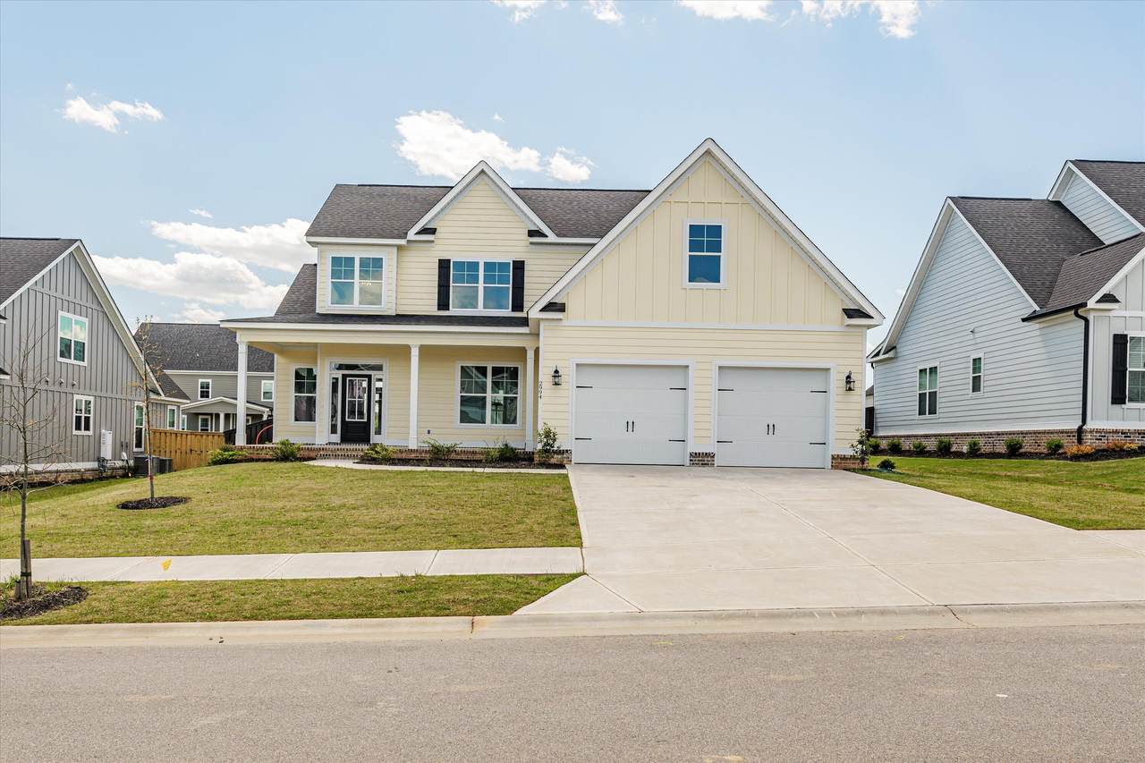 2994 Rosewood Drive - Photo 1