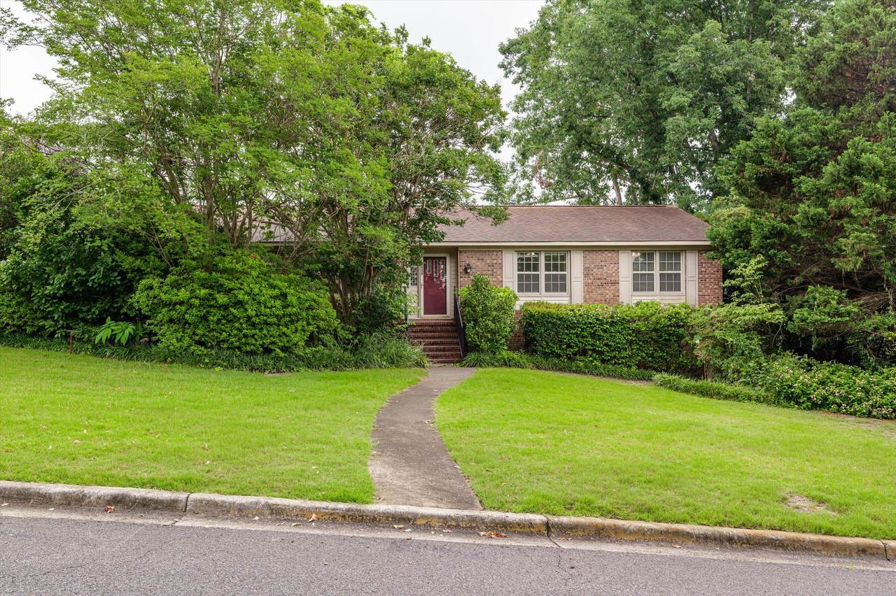 4558 Glenda Lane - Photo 1