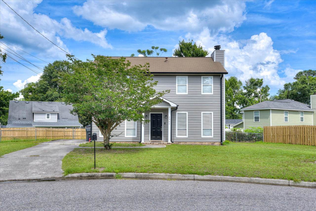 2904 Pleasant Court - Photo 1