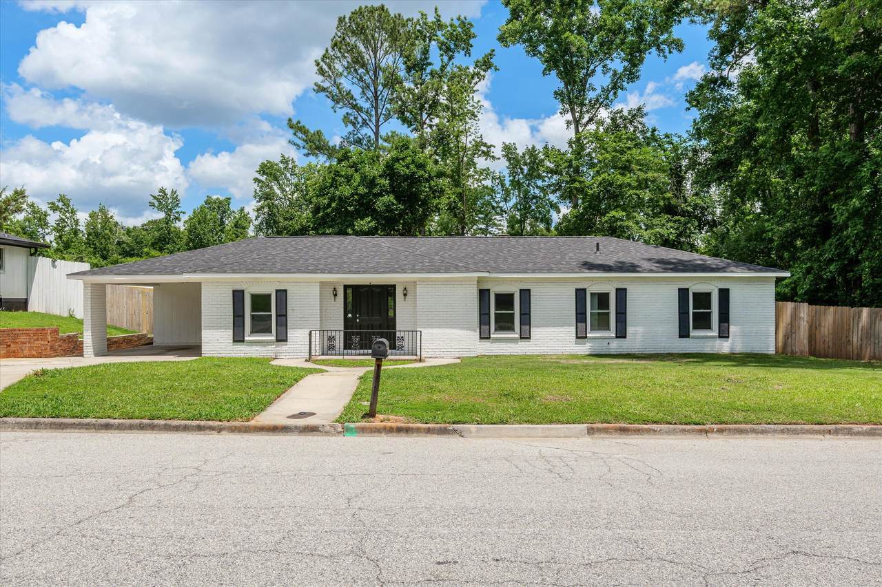 108 Morehead Drive - Photo 1