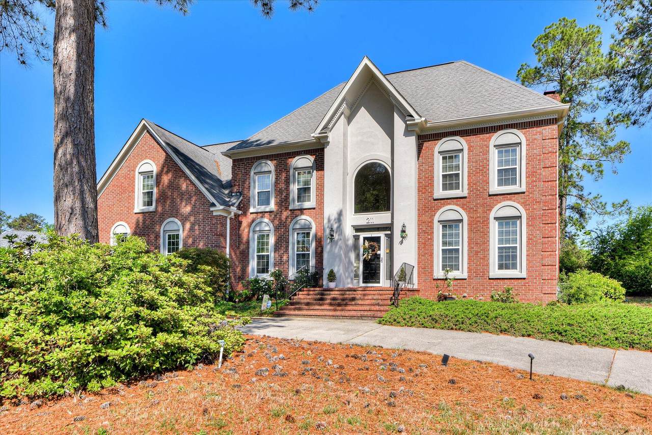 211 Kestwick Drive - Photo 1