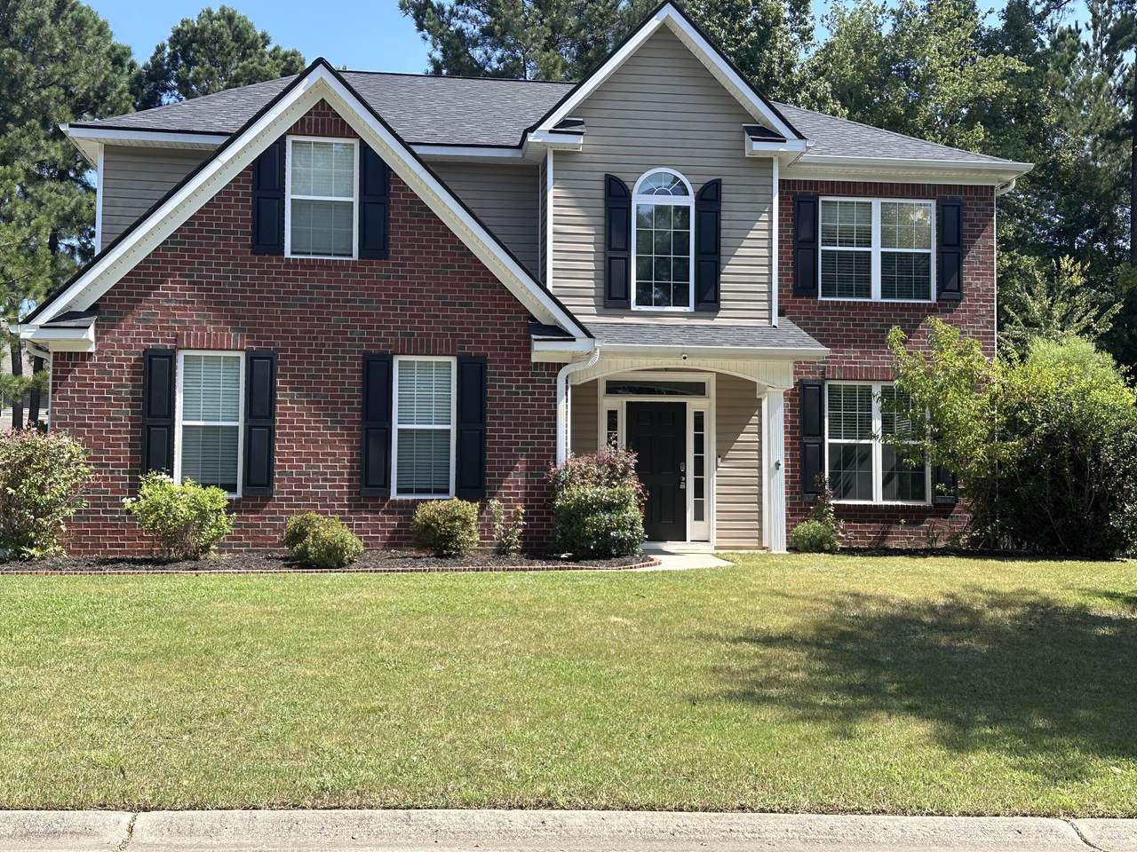 509 Ellington Court - Photo 1