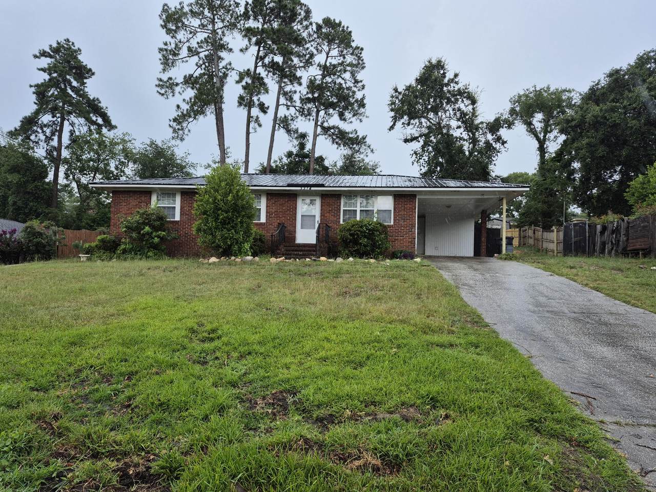 3314 Oakridge Drive - Photo 1
