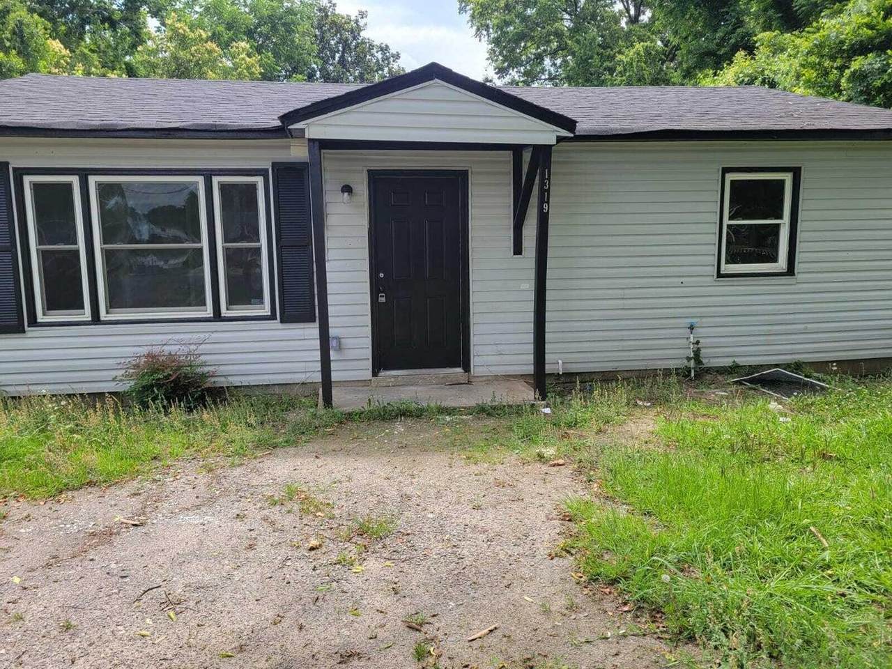 1319 Wallace Street Street - Photo 1