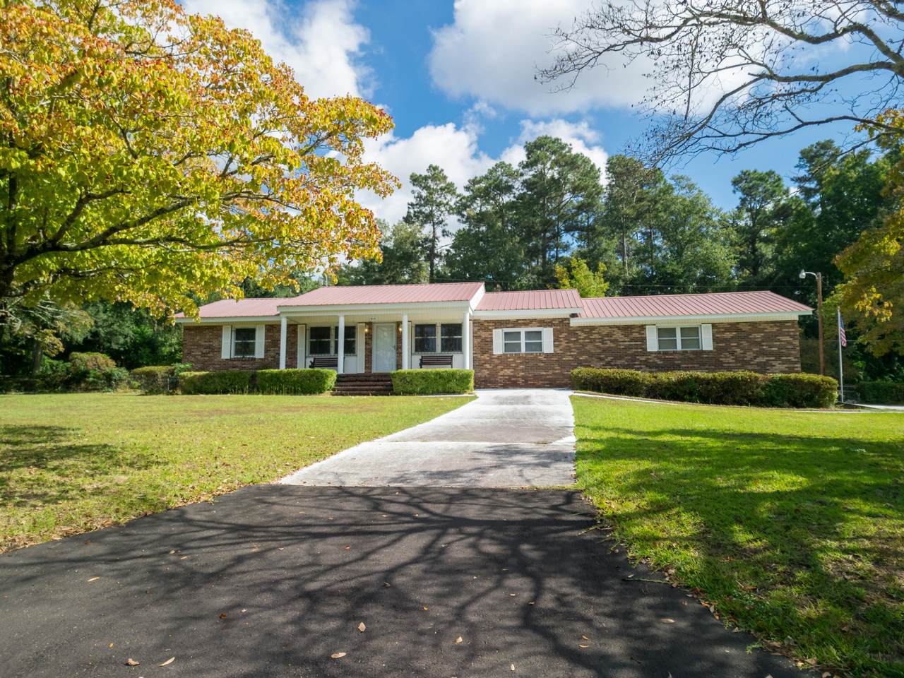 611 4th St Ext - Photo 1