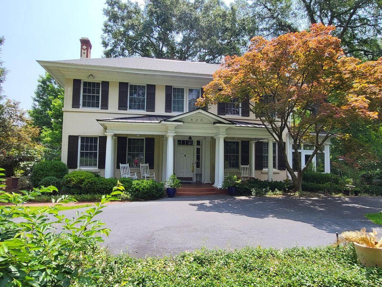 820 Fleming Avenue - Photo 1