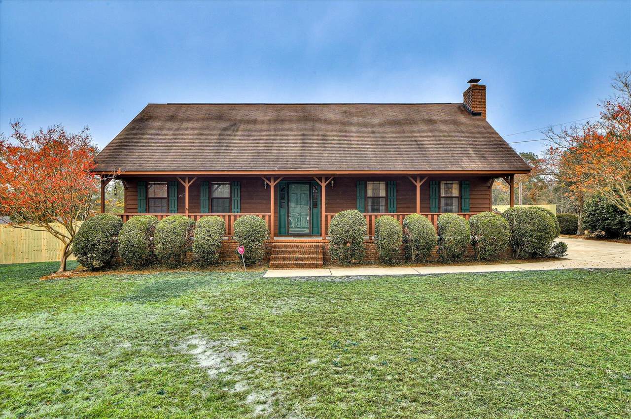 588 Cherokee Drive - Photo 1